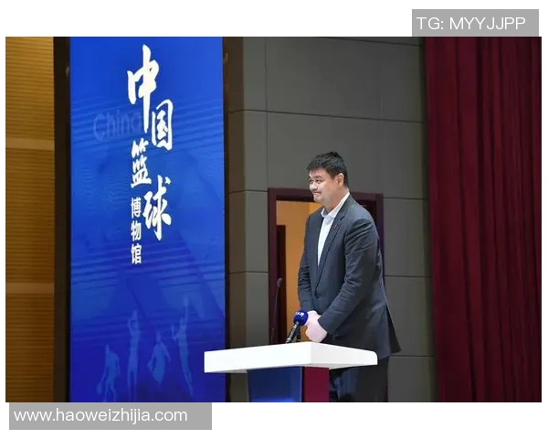 姚明身着西装展现绅士风范引领篮球时尚潮流的全新风格 姚明身着西装展现绅士风范引领篮球时尚潮流的全新风格