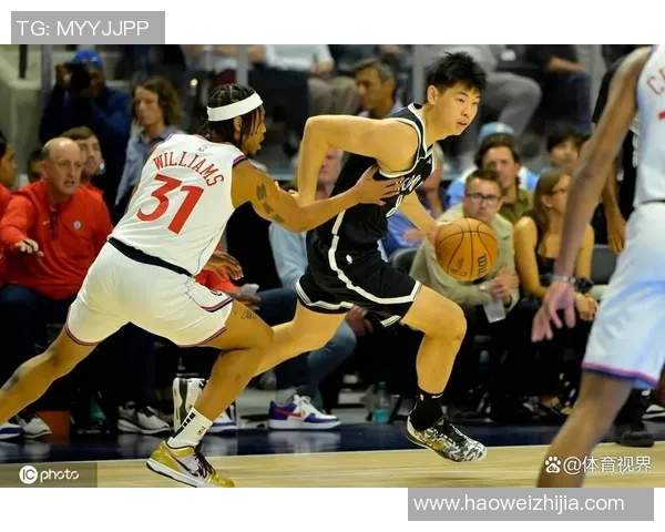 篮网新秀崭露头角，球队未来可期迎接新赛季